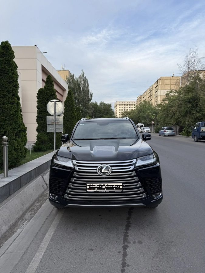 Lexus LX IV 2024
