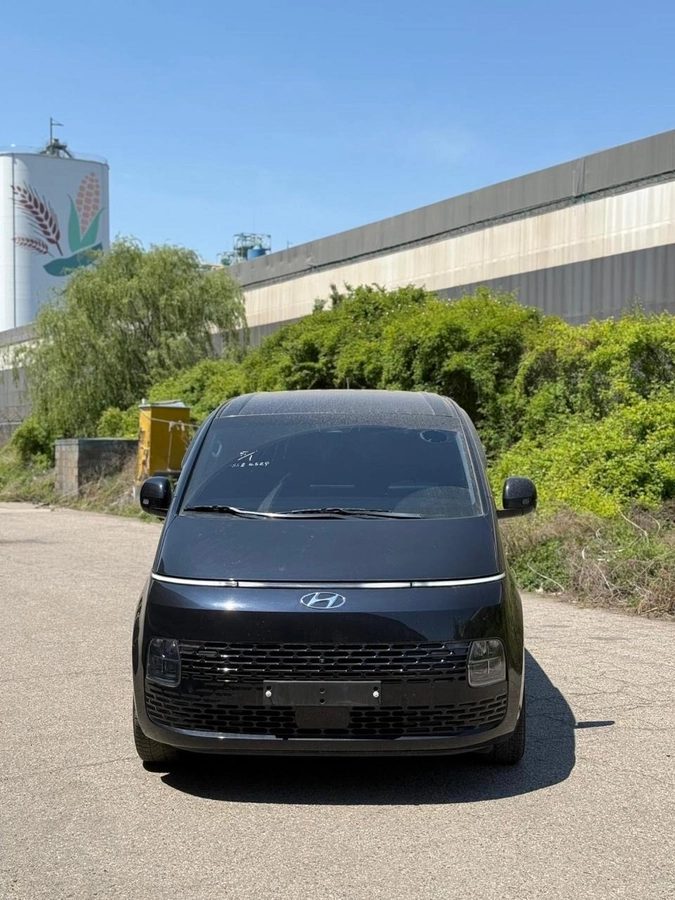 Hyundai Staria 2021