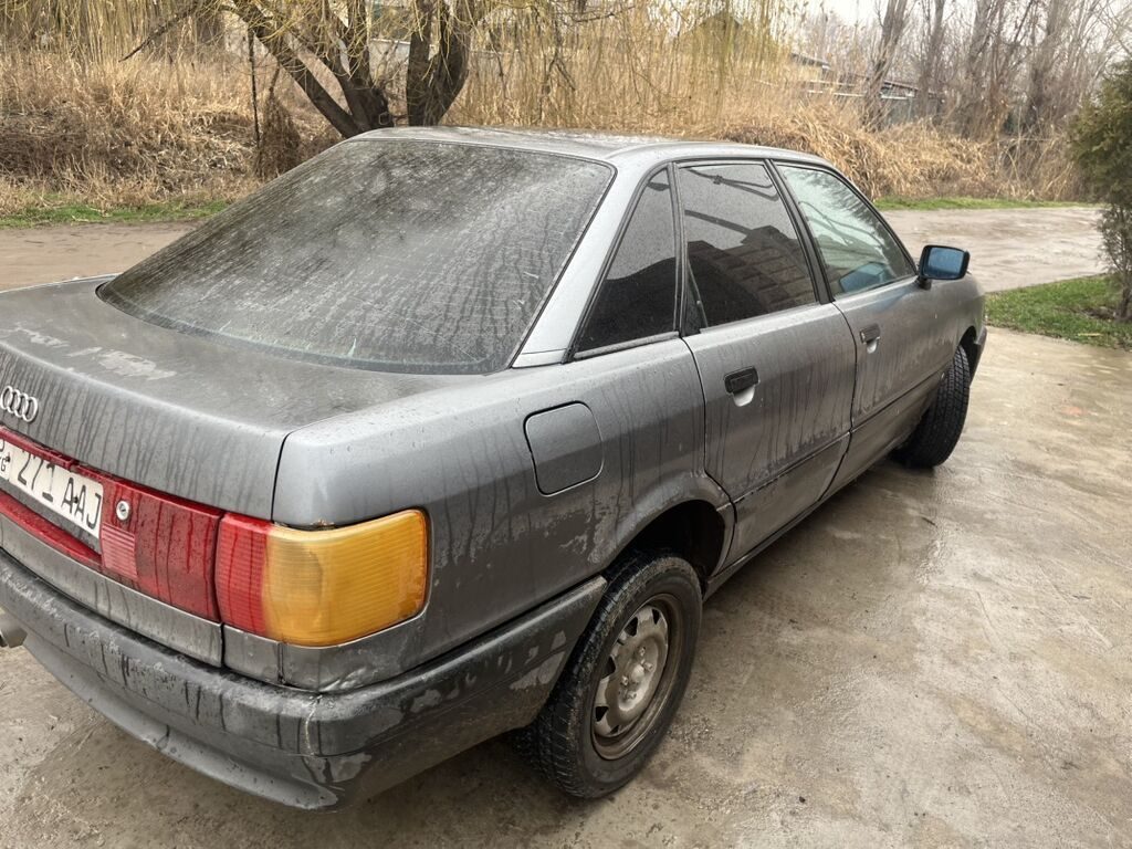 Audi 80