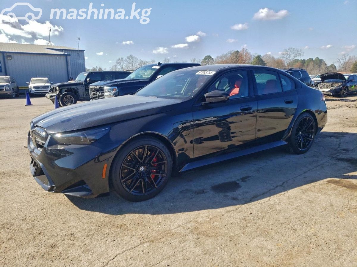 BMW M5 VII (G90)