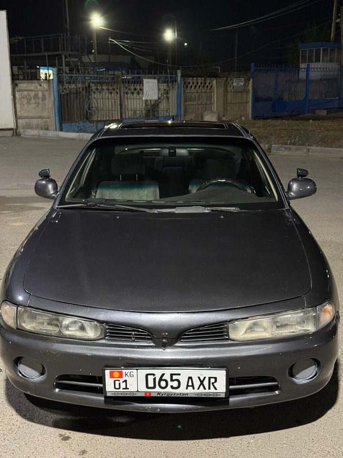 Mitsubishi Galant