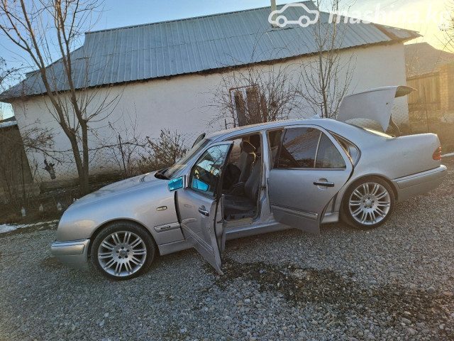 Mercedes-Benz E-Класс