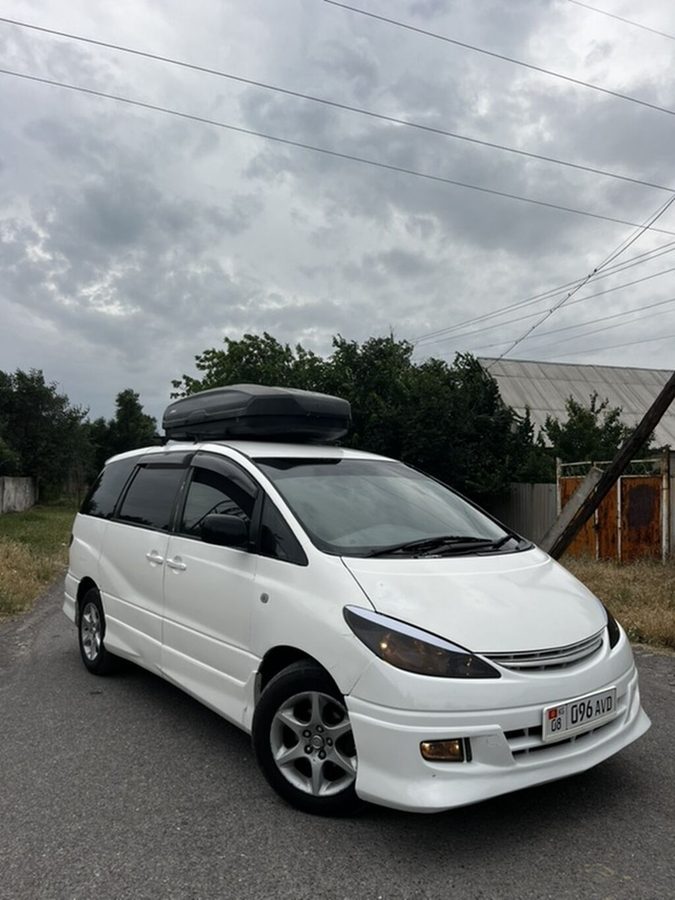 Toyota Estima