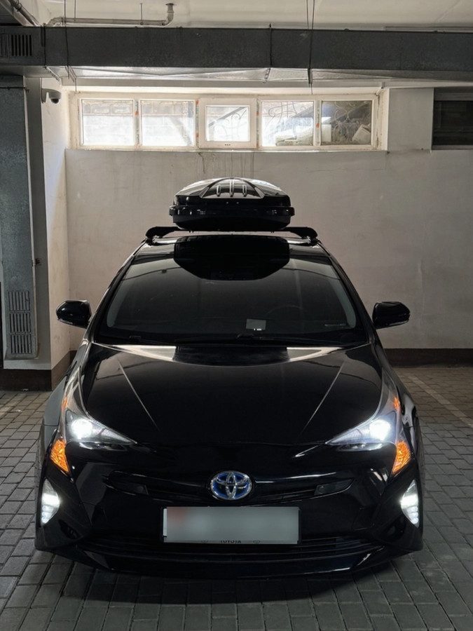 Toyota Prius IV (XW50) 2017