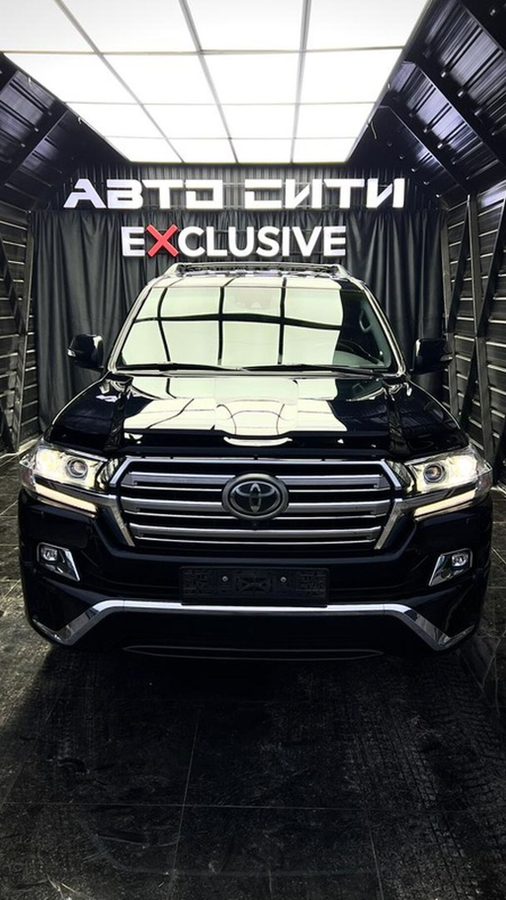 Toyota Land Cruiser