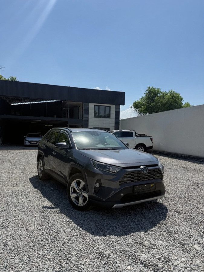 Toyota RAV4 V (XA50)