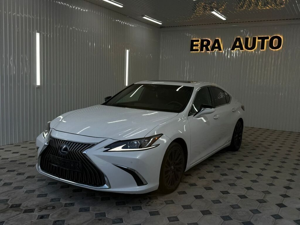Lexus ES