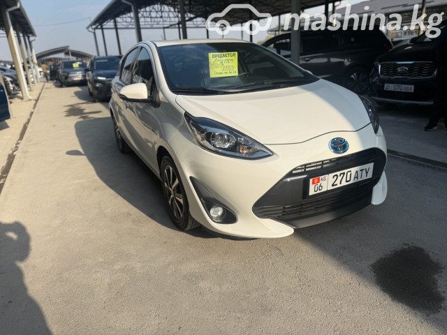 Toyota Prius c