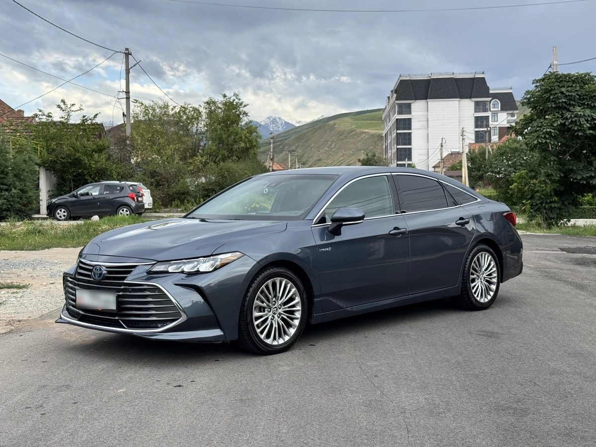 Toyota Avalon V 2018