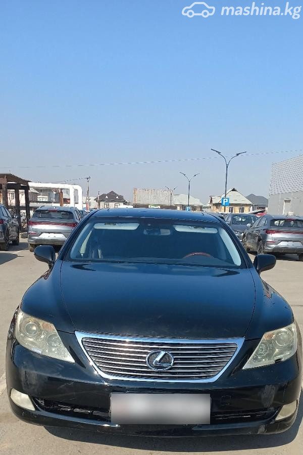Lexus LS IV
