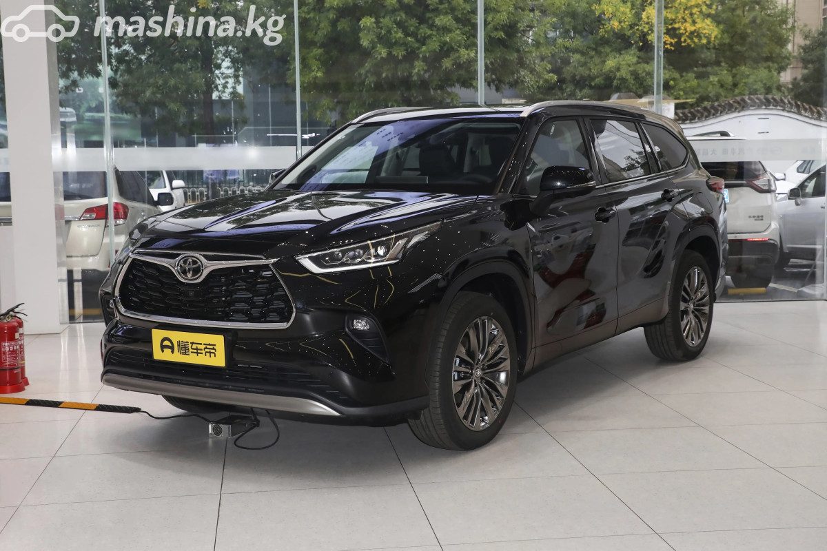 Toyota Highlander IV (U70)