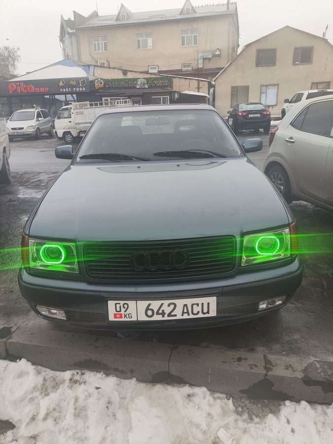 Audi 100