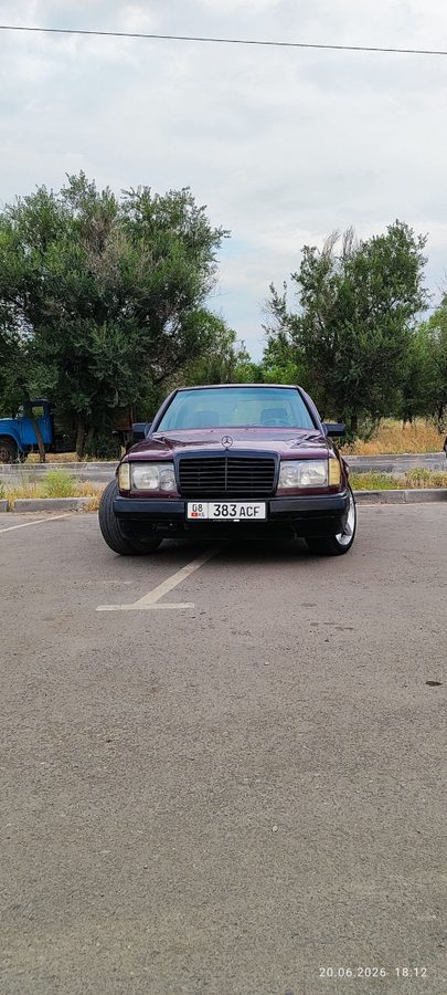 Mercedes-Benz W124