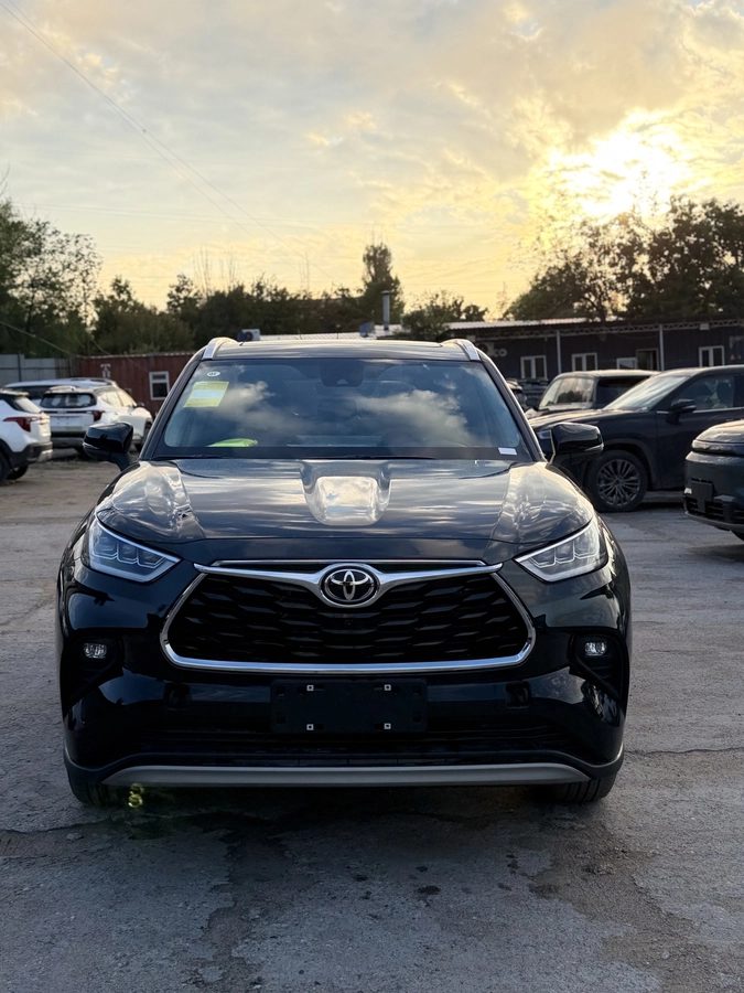 Toyota Highlander IV (U70) 2026