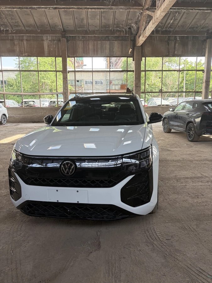 Volkswagen Teramont I Рестайлинг (China Market) 2026