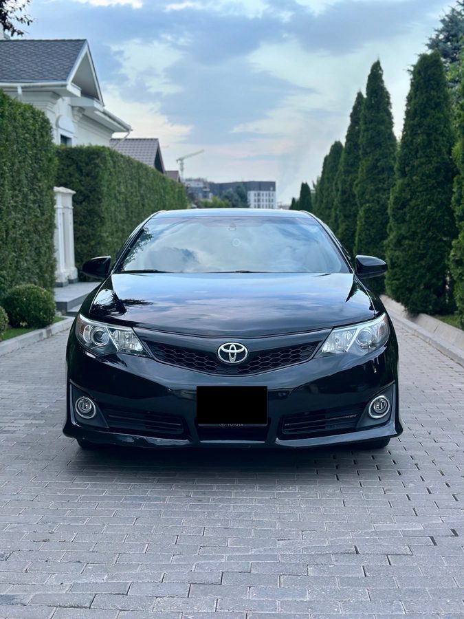 Toyota Camry VII (XV50) 2013