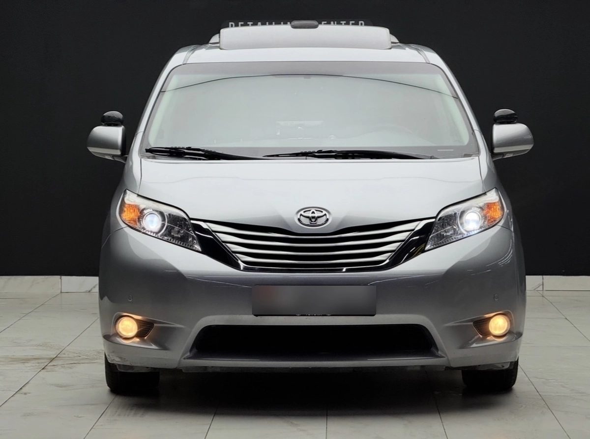 Toyota Sienna III 2013