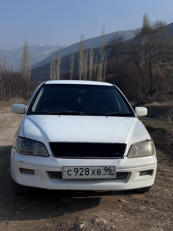 Mitsubishi Lancer