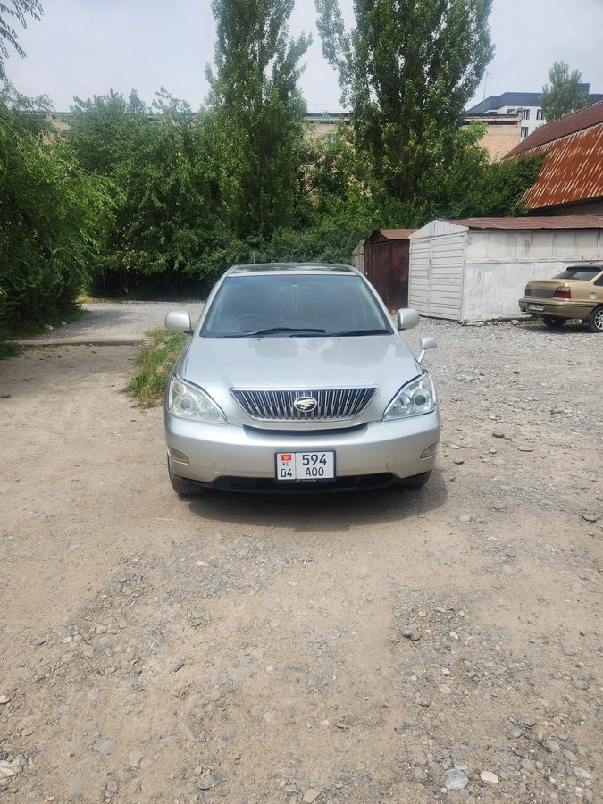 Toyota Harrier II (XU30) 2004