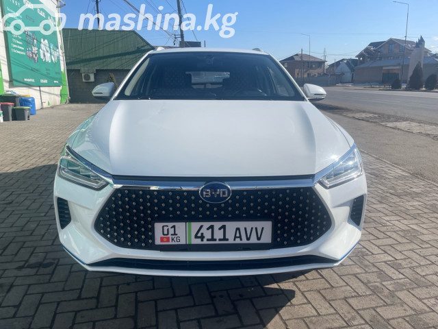 BYD E2