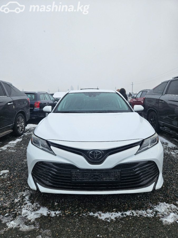 Toyota Camry VIII (XV70)