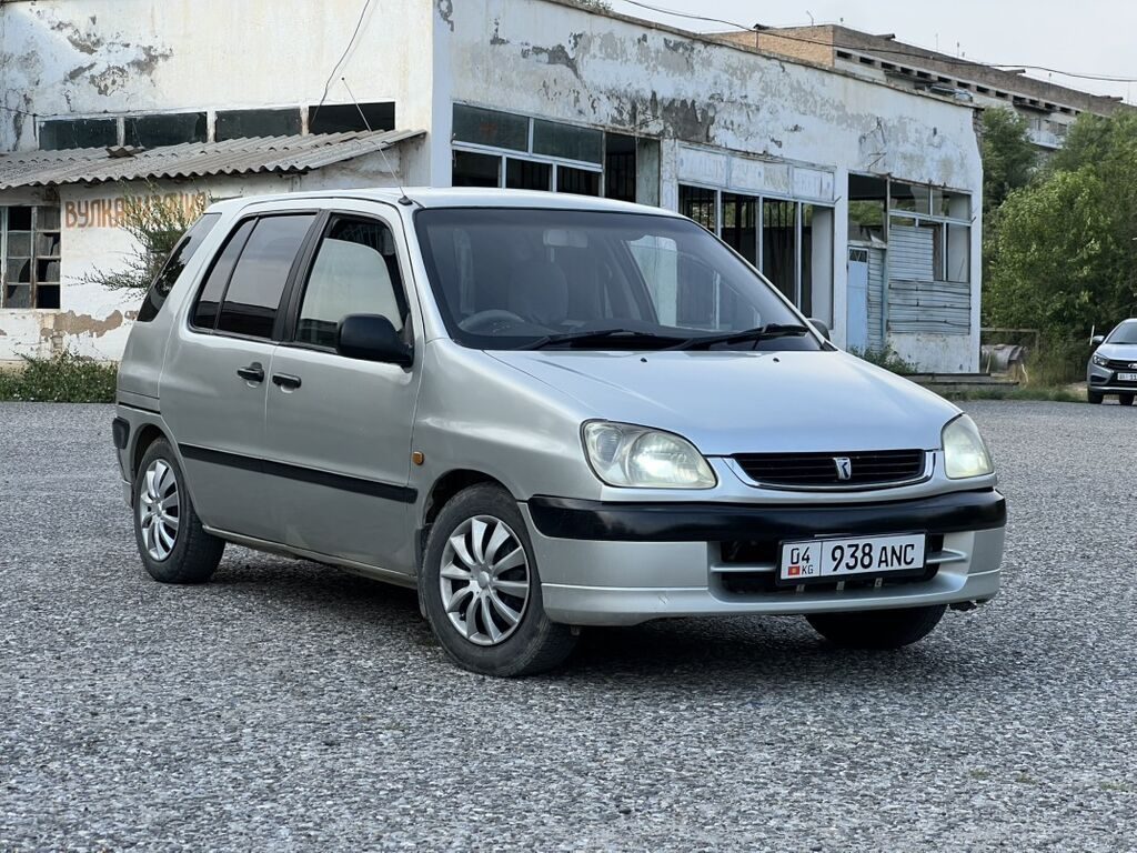 Toyota Raum