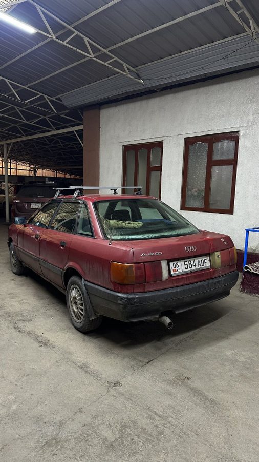 Audi 80