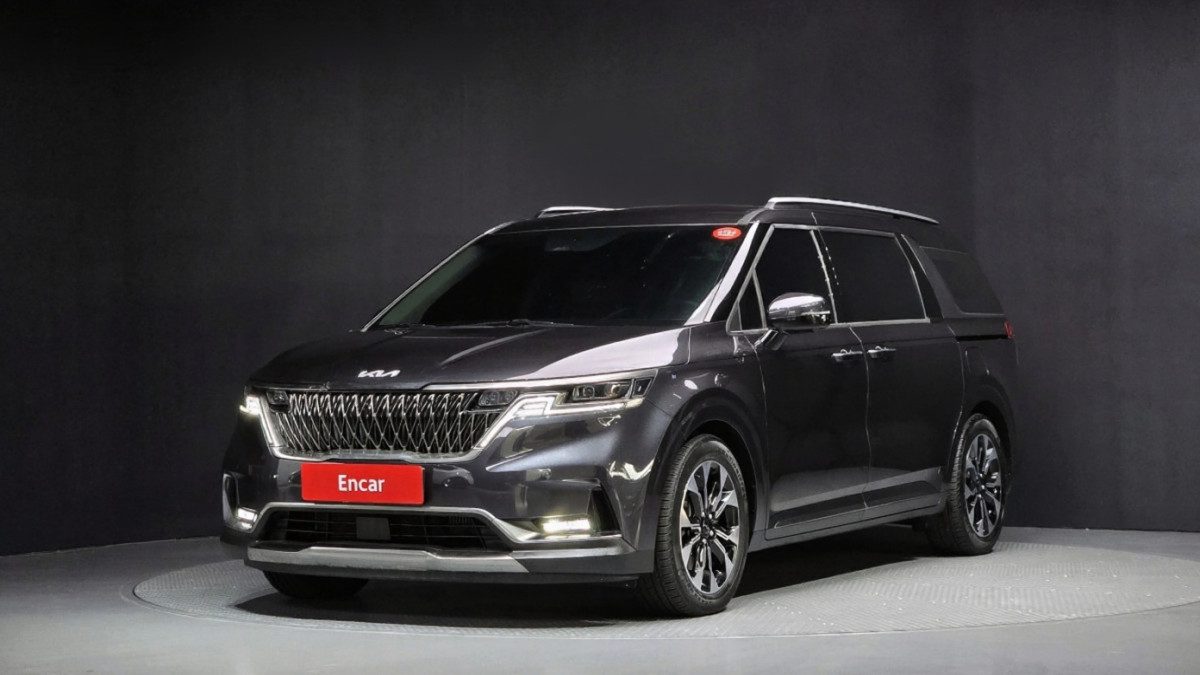 Kia Carnival IV