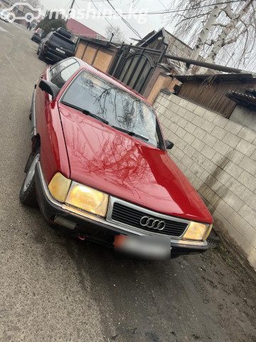 Audi 100