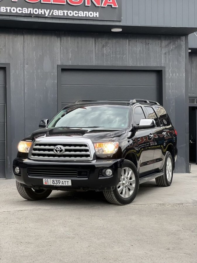 Toyota Sequoia