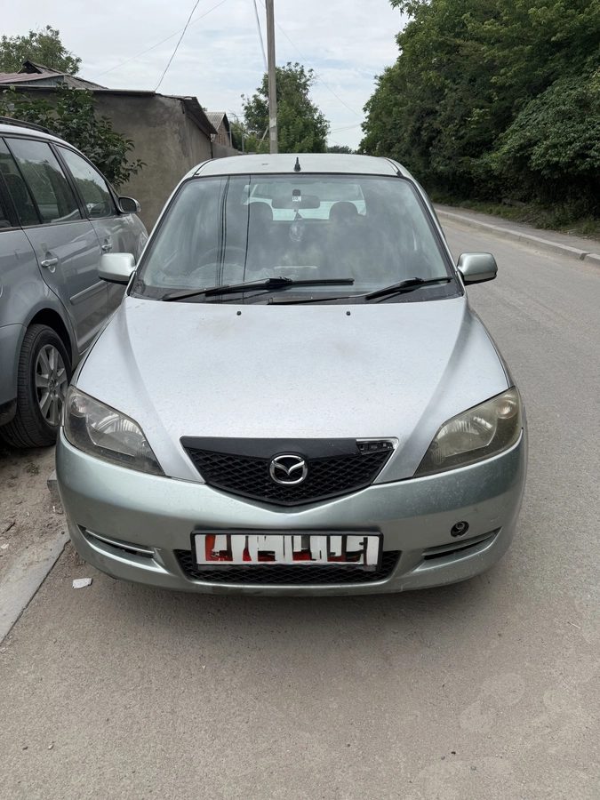 Mazda Demio II (DY) 2003