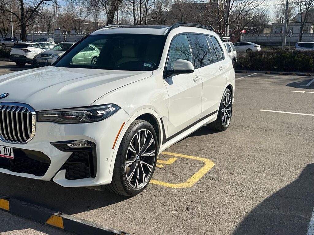 BMW X7