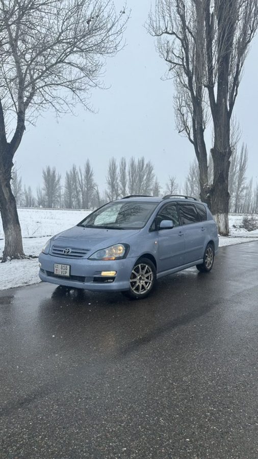 Toyota Avensis Verso