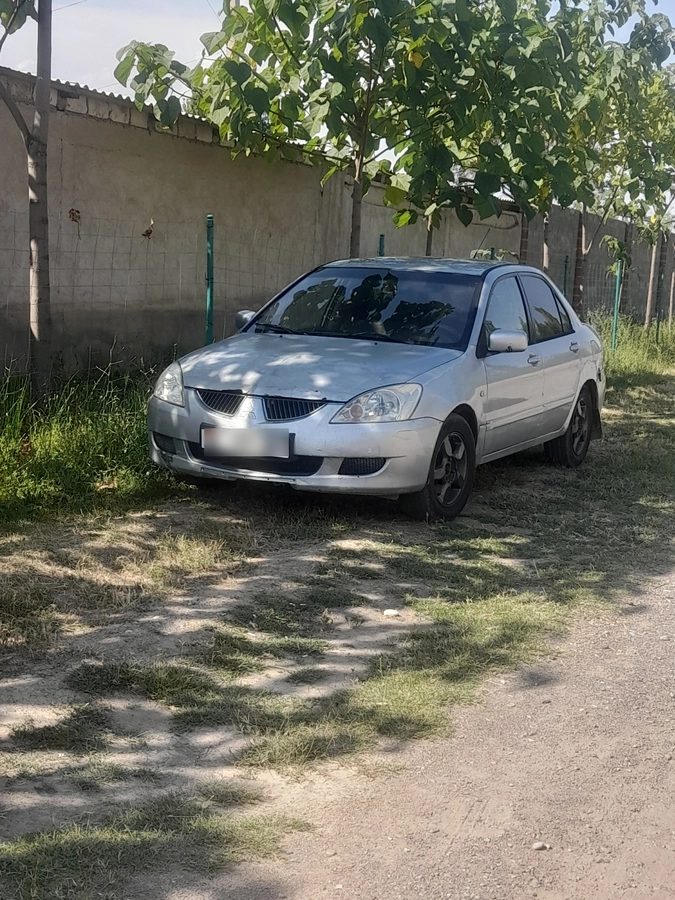 Mitsubishi Lancer IX 2005