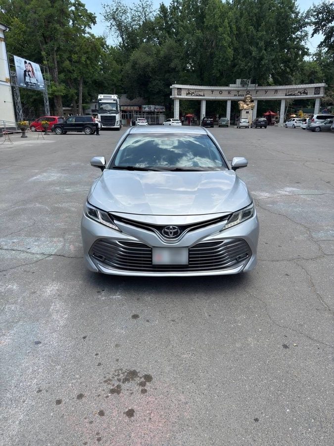 Toyota Camry VIII (XV70) 2018