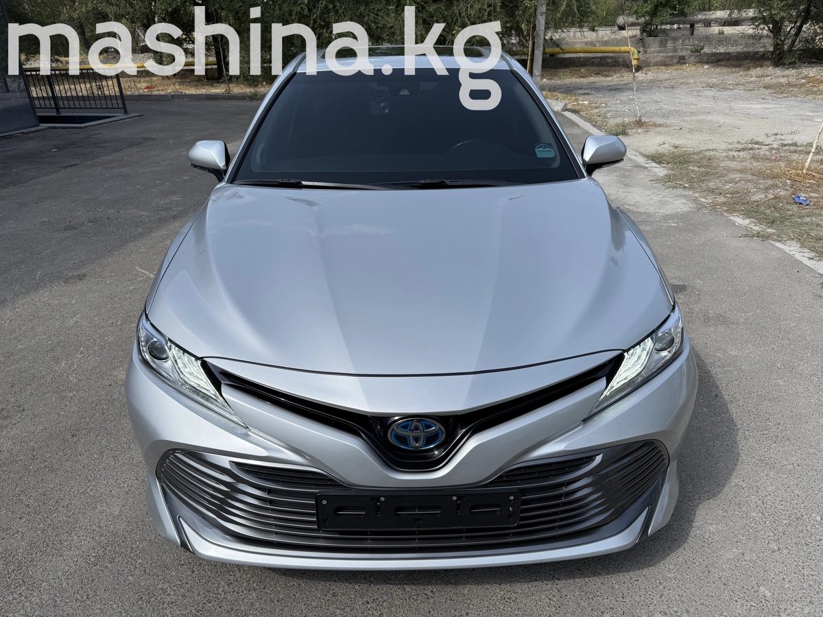 Toyota Camry VIII (XV70) 2019