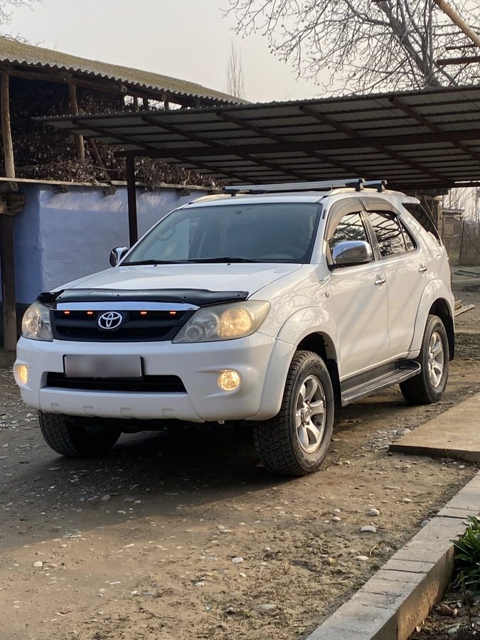 Toyota Land Cruiser Prado 120 Series 2006