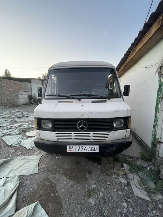 Mercedes-Benz T1