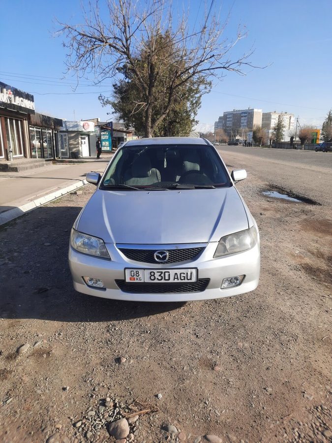 Mazda 323