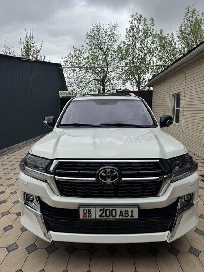 Toyota Land Cruiser