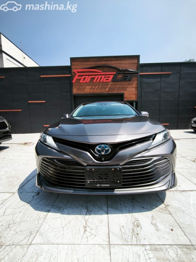 Toyota Camry VIII (XV70)
