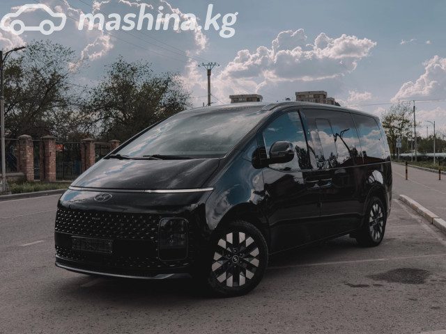 Hyundai Staria