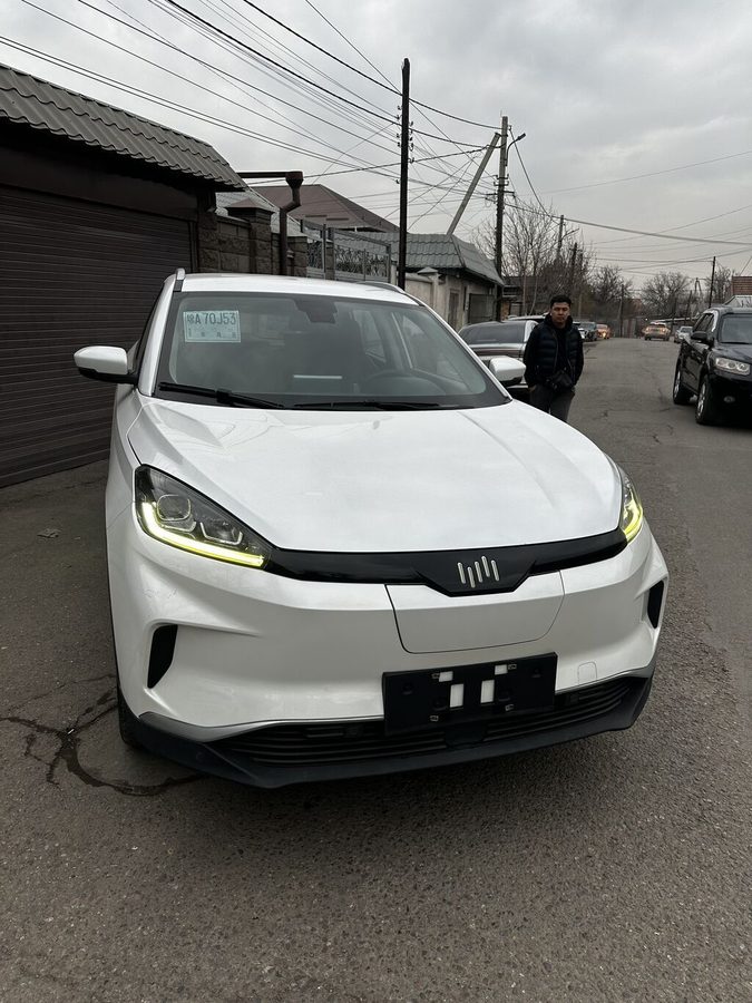 Weltmeister EX5, 2021 г., 190000 км, Передний, В наличии