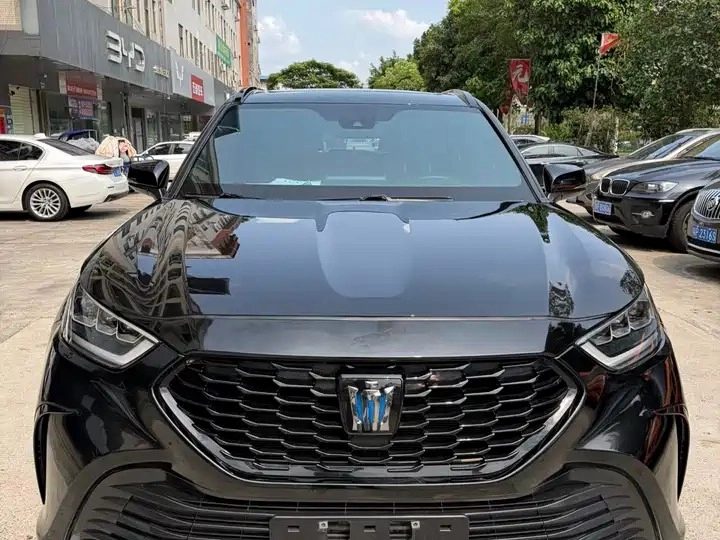 Toyota Crown Kluger 2021