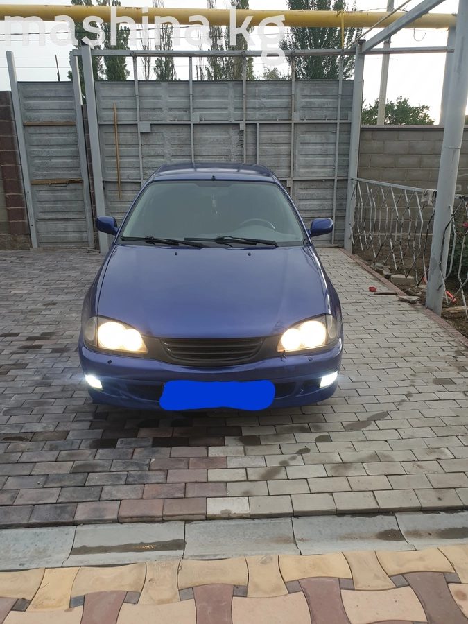 Toyota Avensis I 1999