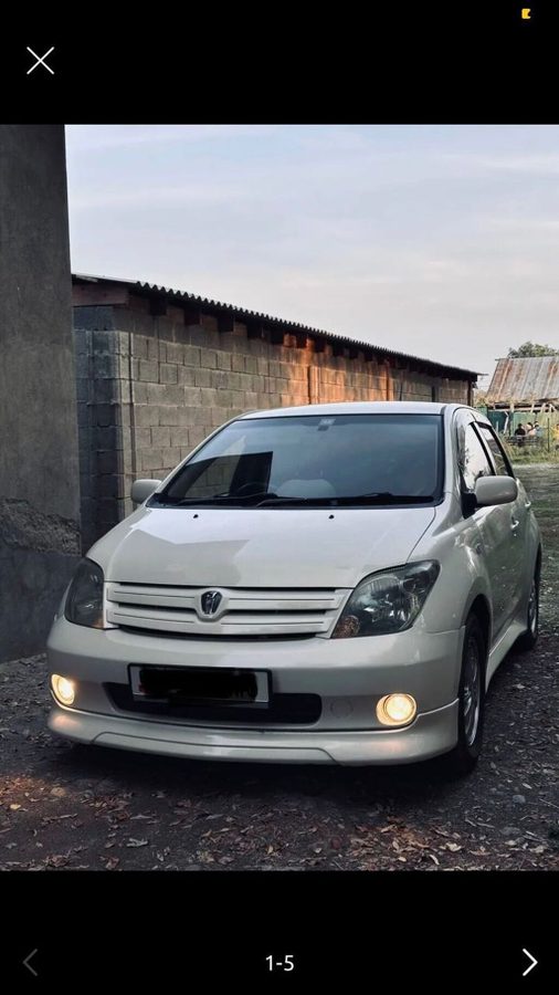 Toyota Ist
