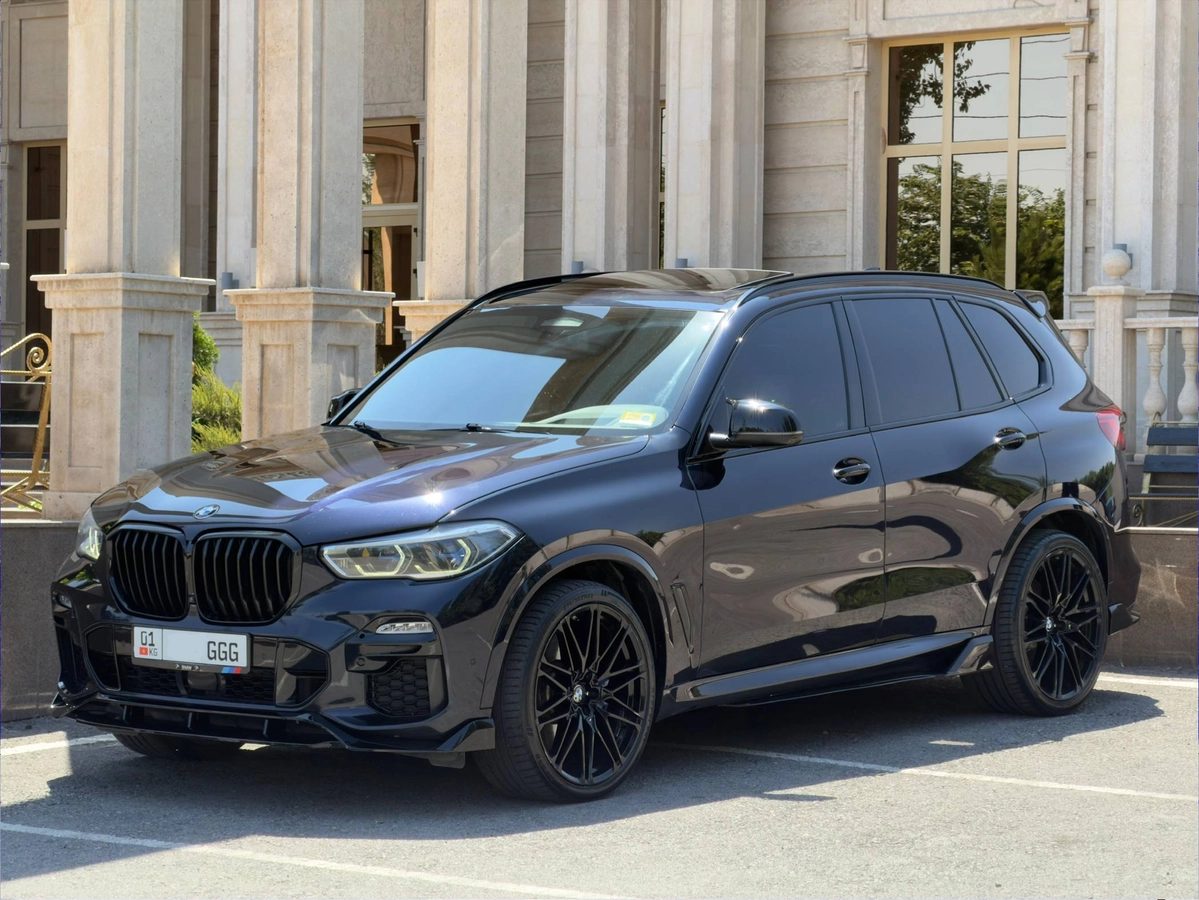 BMW X5 IV (G05/G18) M50i 4.4 AT 4WD