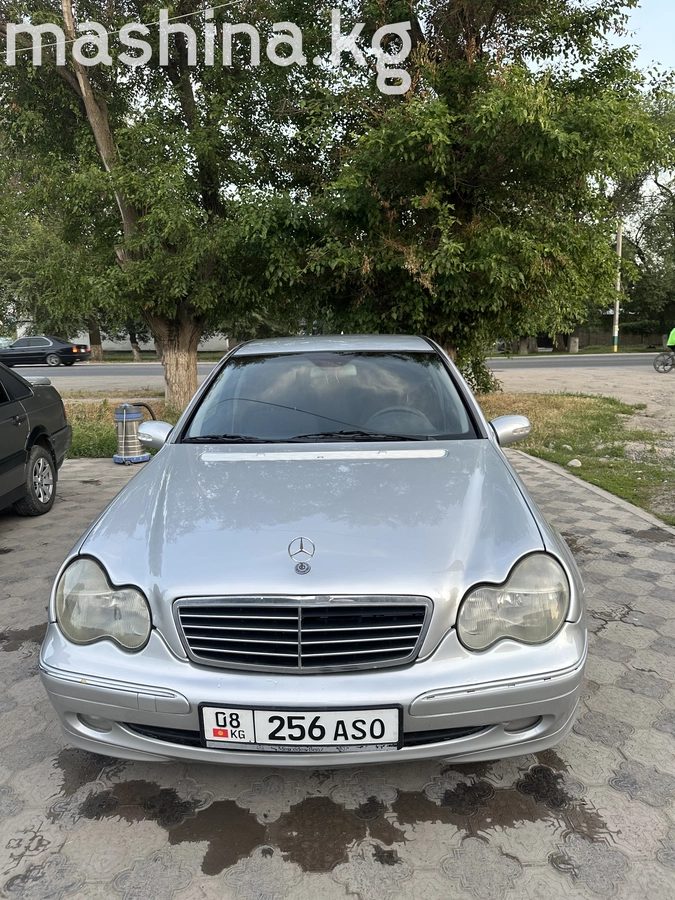 Mercedes-Benz C-Класс II (W203) 2001