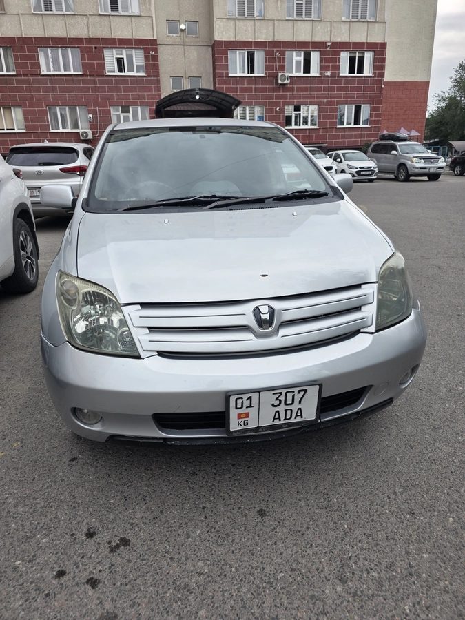 Toyota Ist I 2002