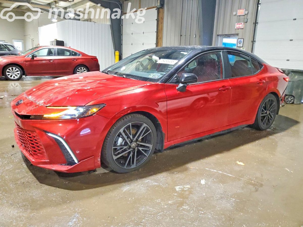 Toyota Camry IX (XV80)